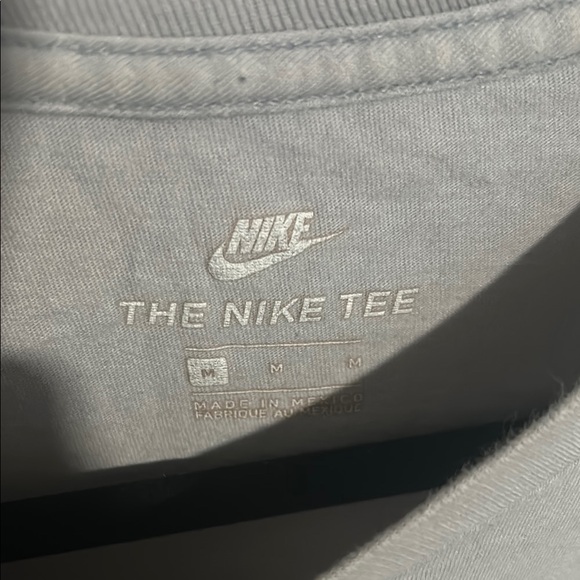 Nike Gray Short Sleeve Tee Athletic Casual - Picture 2 of 5
